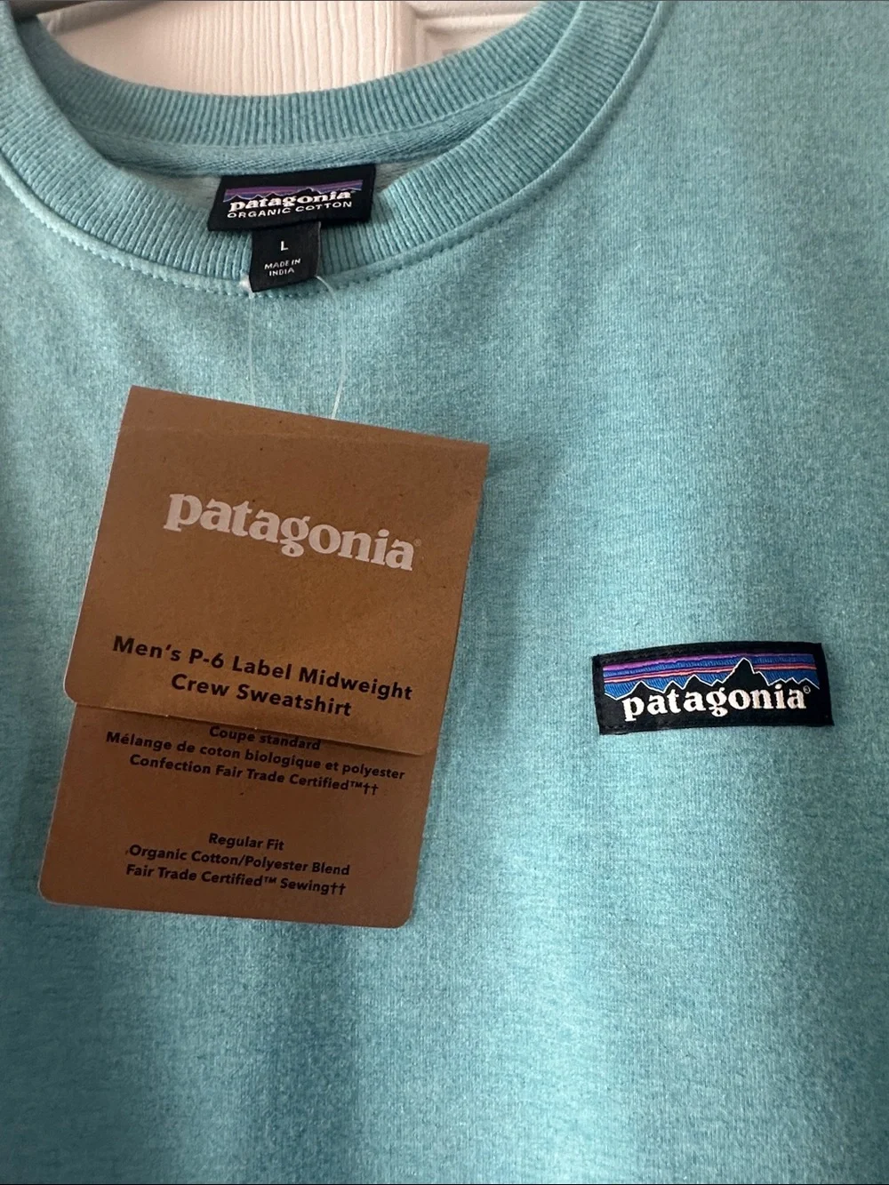 NWT Patagonia Men’s Crewneck Sweatshirt in crevasse blue with navy trim